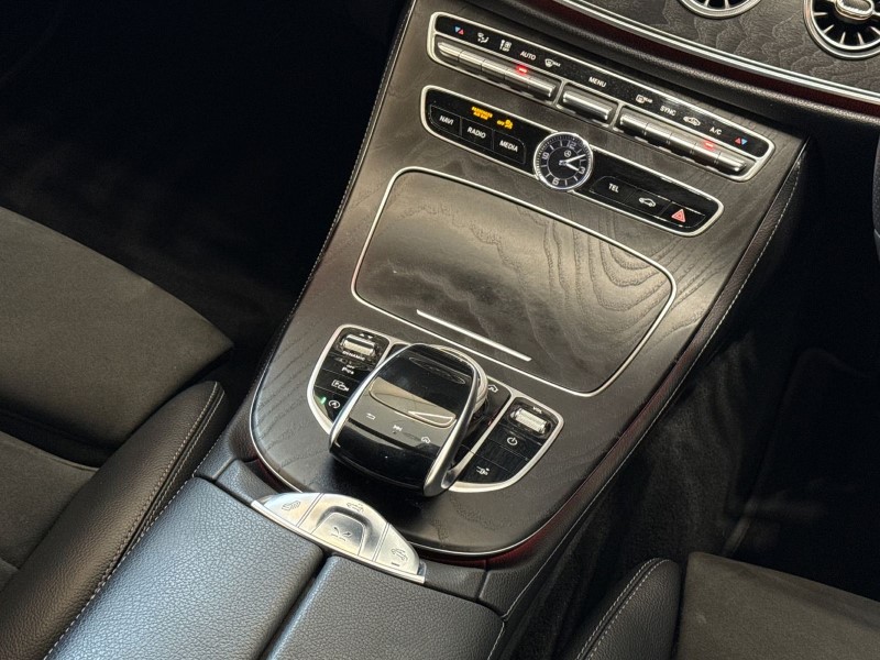 2021 (21) MERCEDES-BENZ E CLASS E400d 4Matic AMG Line Premium 2dr 9G-Tronic 4701808