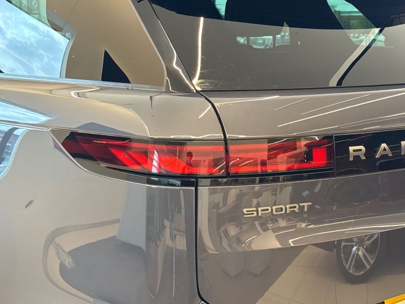 2023 (72) LAND ROVER RANGE ROVER SPORT 3.0 D300 SE 5dr Auto 4732673