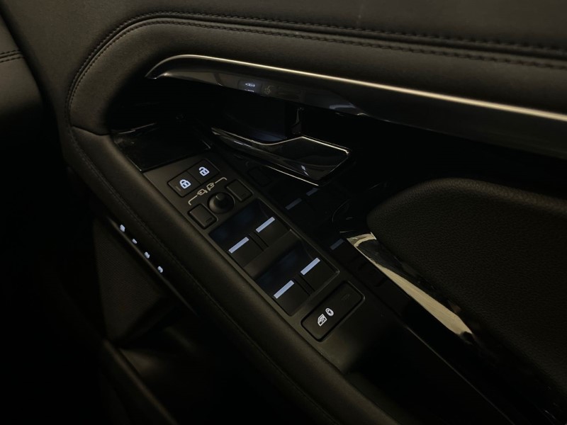 2022 (72) LAND ROVER RANGE ROVER EVOQUE 1.5 P300e R-Dynamic SE 5dr Auto 4738956