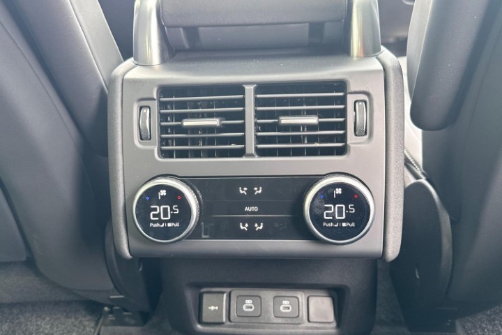 2026 (26) LAND ROVER DISCOVERY 3.0 D350 Dynamic HSE 5dr Auto 5724984