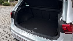 2020 (70) VOLKSWAGEN TIGUAN 2.0 TDI 200 4Motion R-Line 5dr DSG 4735118