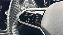 2020 (70) VOLKSWAGEN TIGUAN 2.0 TDI 200 4Motion R-Line 5dr DSG 4735108