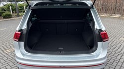 2020 (70) VOLKSWAGEN TIGUAN 2.0 TDI 200 4Motion R-Line 5dr DSG 4735091