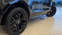 2020 (20) LAND ROVER RANGE ROVER EVOQUE 2.0 D180 R-Dynamic SE 5dr Auto 4759247