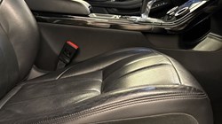 2020 (20) LAND ROVER RANGE ROVER EVOQUE 2.0 D180 R-Dynamic SE 5dr Auto 4759223