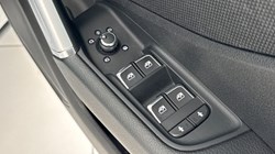 2023 (23) AUDI Q2 30 TFSI S Line 5dr 4720768