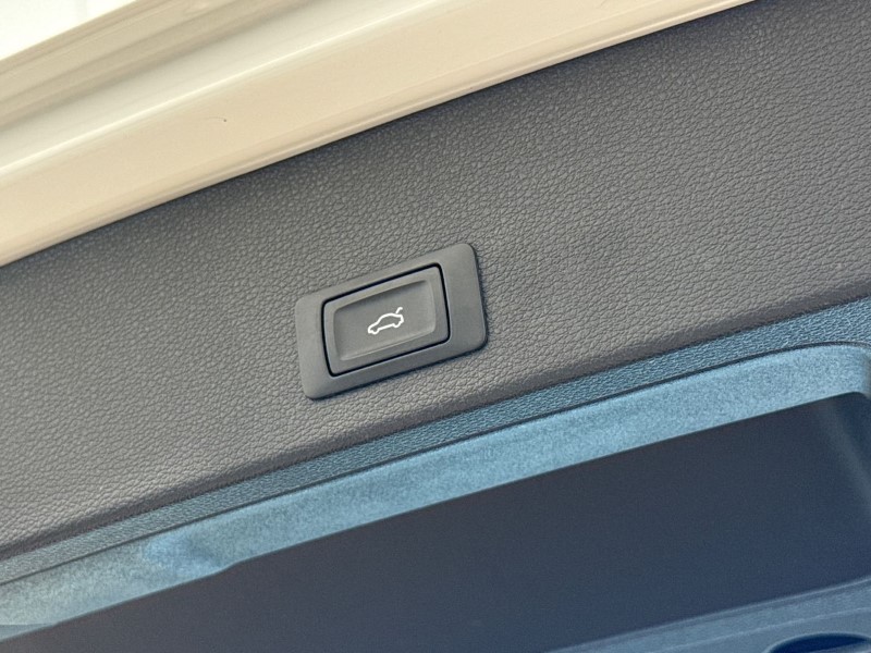 2023 (23) AUDI Q2 30 TFSI S Line 5dr 4720782