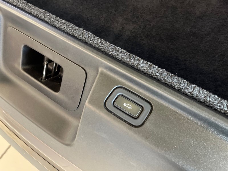 2022 (22) LAND ROVER RANGE ROVER 3.0 P400 SE 4dr Auto 4741949