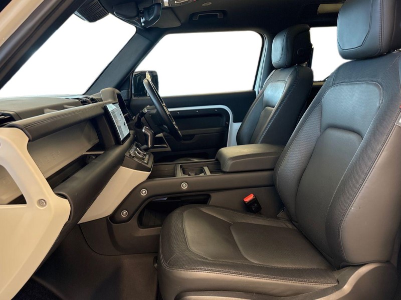 2023 (73) LAND ROVER DEFENDER 3.0 D250 X-Dynamic HSE 90 3dr Auto 4737374