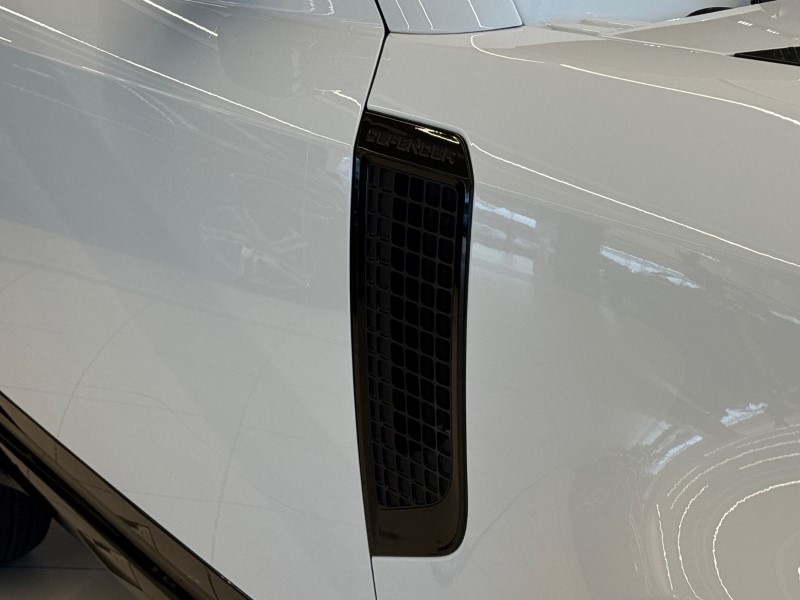 2023 (73) LAND ROVER DEFENDER 3.0 D250 X-Dynamic HSE 90 3dr Auto 4737391