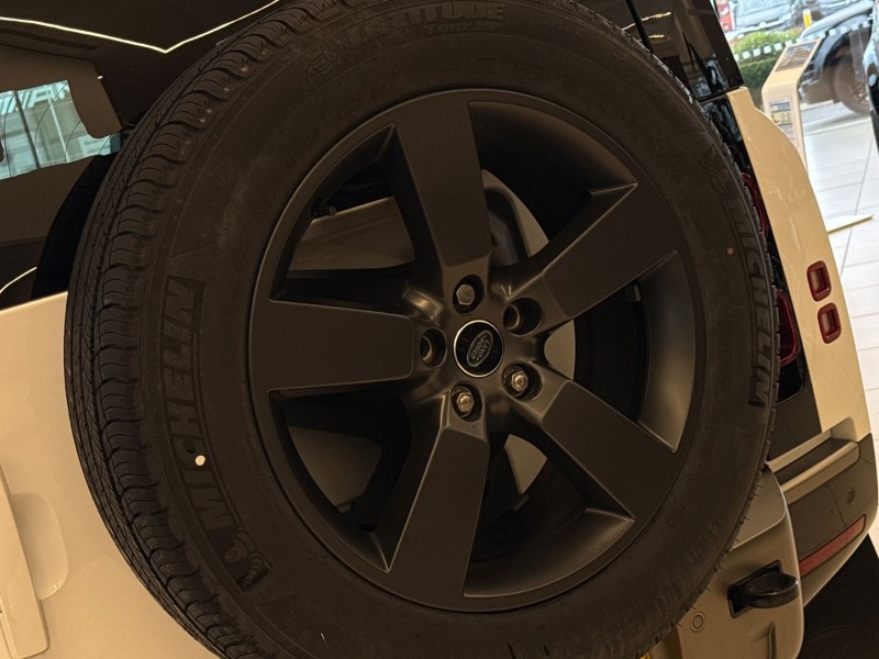 2023 (73) LAND ROVER DEFENDER 3.0 D250 X-Dynamic HSE 90 3dr Auto 4737416