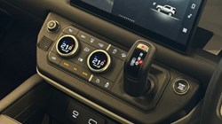 2023 (73) LAND ROVER DEFENDER 3.0 D250 X-Dynamic HSE 90 3dr Auto 4737384