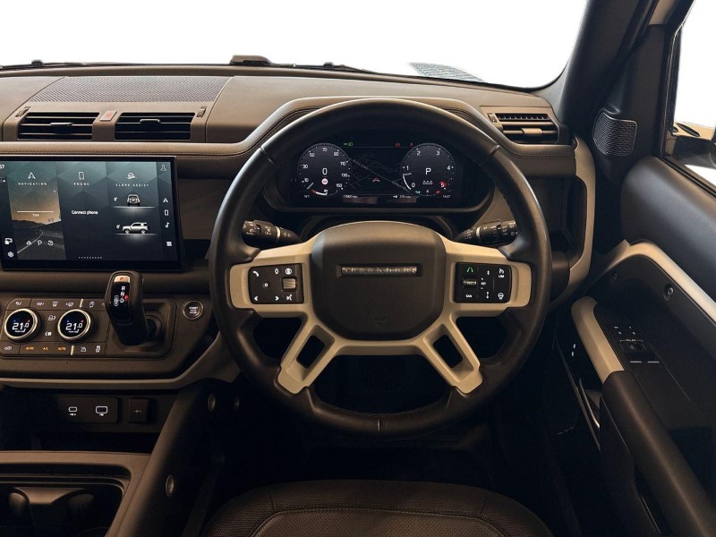 2023 (73) LAND ROVER DEFENDER 3.0 D250 X-Dynamic HSE 90 3dr Auto 4737386