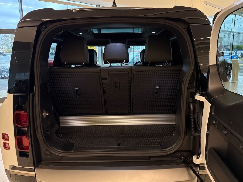 2023 (73) LAND ROVER DEFENDER 3.0 D250 X-Dynamic HSE 90 3dr Auto 4737381