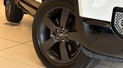 2023 (73) LAND ROVER DEFENDER 3.0 D250 X-Dynamic HSE 90 3dr Auto 4737414