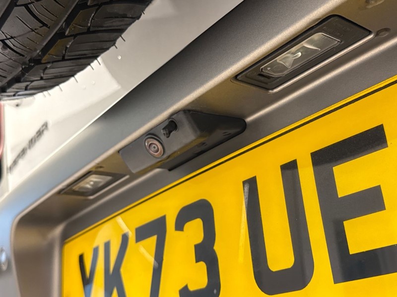 2023 (73) LAND ROVER DEFENDER 3.0 D250 X-Dynamic HSE 90 3dr Auto 4737411