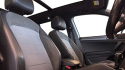 2019 (69) VOLKSWAGEN TIGUAN 2.0 TDi 150 R-Line Tech 5dr DSG 4750067