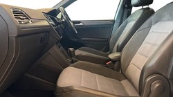 2019 (69) VOLKSWAGEN TIGUAN 2.0 TDi 150 R-Line Tech 5dr DSG 4750044