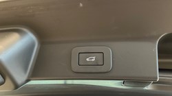 2024 (24) JAGUAR F-PACE 2.0 P400e R-Dynamic SE Black 5dr Auto AWD 4755410