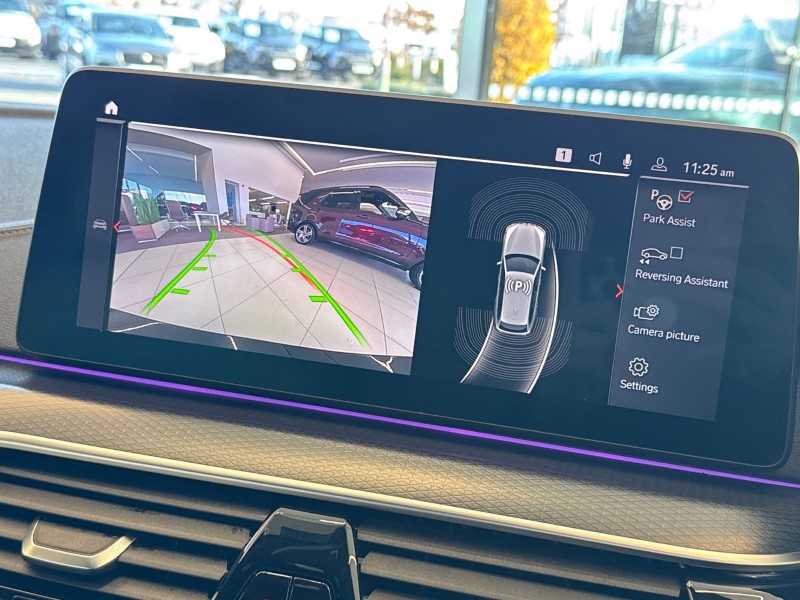 2020 (70) BMW 5 SERIES 520i MHT M Sport 5dr Step Auto 4762521