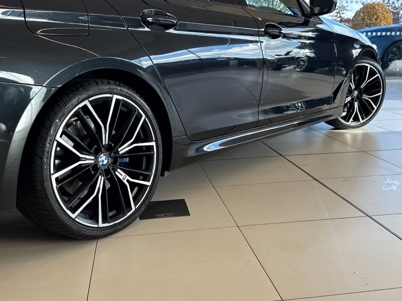 2020 (70) BMW 5 SERIES 520i MHT M Sport 5dr Step Auto 4762555