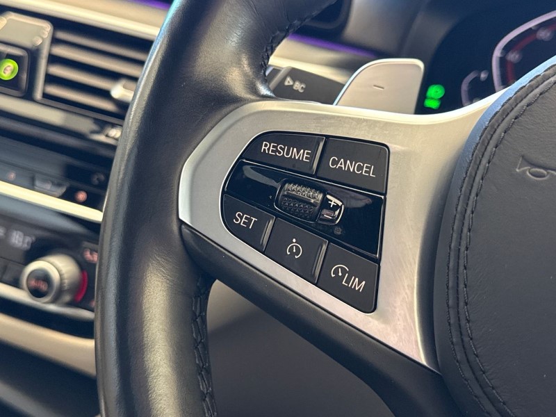 2020 (70) BMW 5 SERIES 520i MHT M Sport 5dr Step Auto 4762535