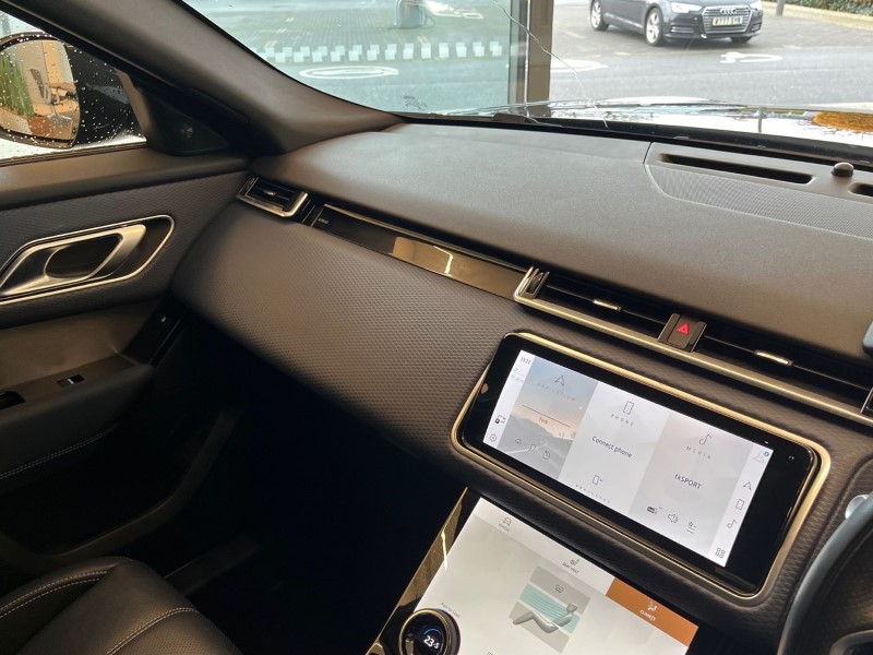 2022 (22) LAND ROVER RANGE ROVER VELAR 3.0 D300 MHEV R-Dynamic SE 5dr Auto 4768190