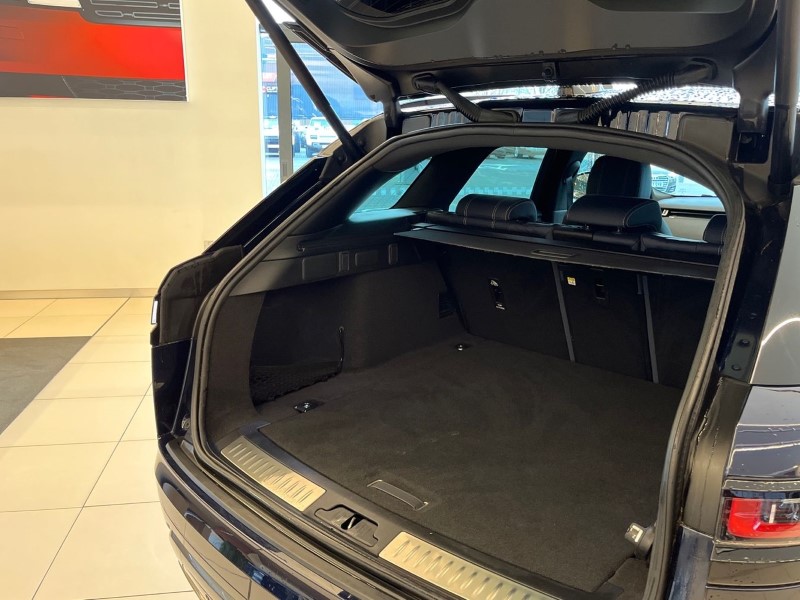 2022 (22) LAND ROVER RANGE ROVER VELAR 3.0 D300 MHEV R-Dynamic SE 5dr Auto 4768192