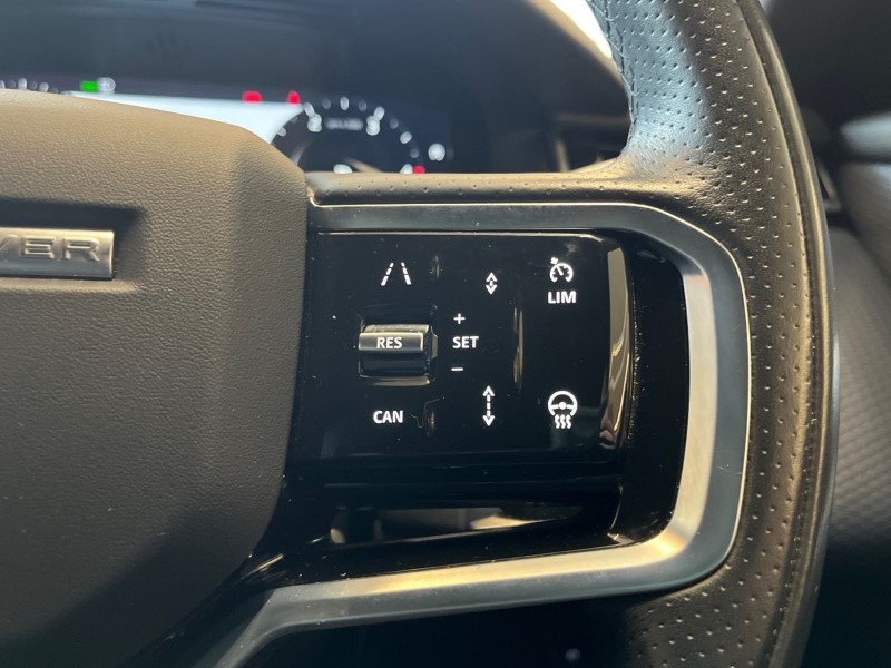 2022 (22) LAND ROVER RANGE ROVER VELAR 3.0 D300 MHEV R-Dynamic SE 5dr Auto 4768182