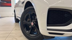 2021 (71) JAGUAR F-PACE 2.0 D200 R-Dynamic S 5dr Auto AWD 4793316