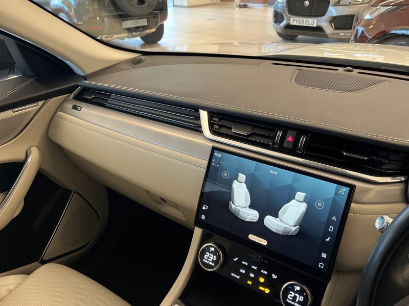 2021 (71) JAGUAR F-PACE 2.0 D200 R-Dynamic S 5dr Auto AWD 4793309