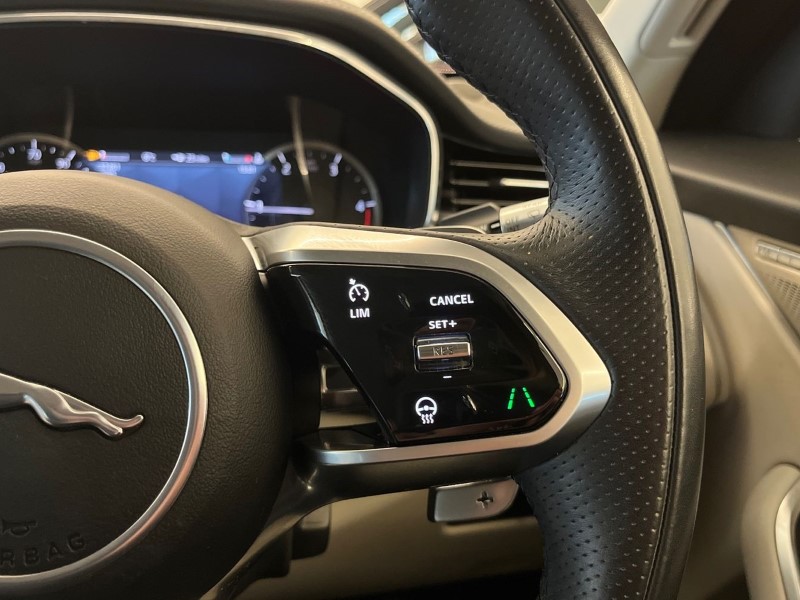 2021 (71) JAGUAR F-PACE 2.0 D200 R-Dynamic S 5dr Auto AWD 4793301