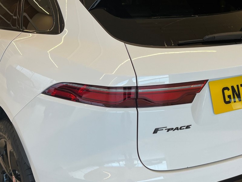 2021 (71) JAGUAR F-PACE 2.0 D200 R-Dynamic S 5dr Auto AWD 4793319