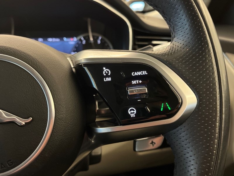 2021 (71) JAGUAR F-PACE 2.0 D200 R-Dynamic S 5dr Auto AWD 4793299