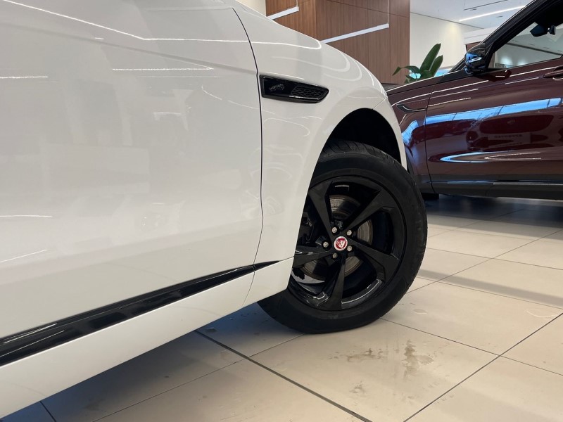 2021 (71) JAGUAR F-PACE 2.0 D200 R-Dynamic S 5dr Auto AWD 4793321