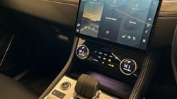 2022 (22) JAGUAR F-PACE 2.0 D200 R-Dynamic SE 5dr Auto AWD 4786891