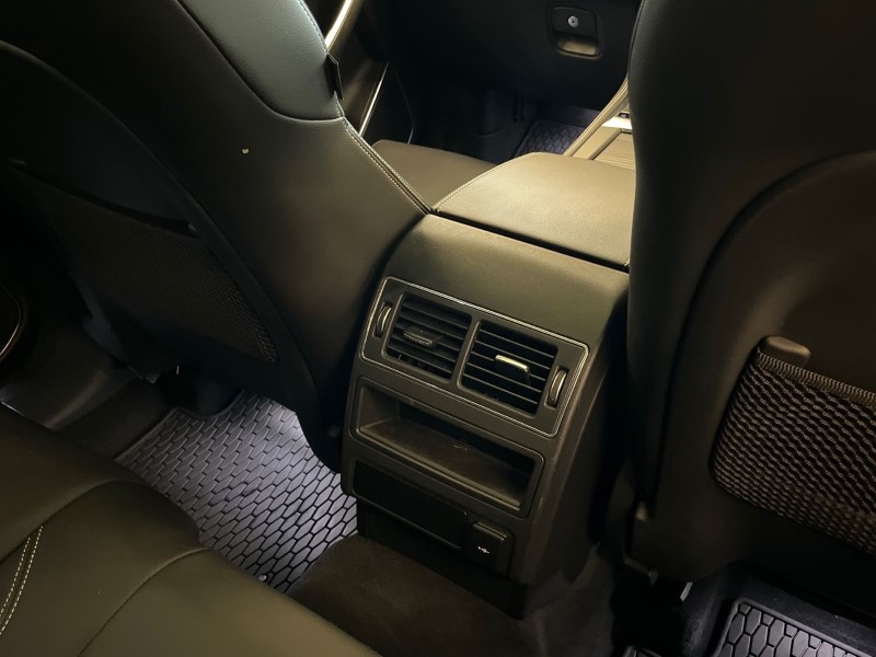 2022 (22) JAGUAR F-PACE 2.0 D200 R-Dynamic SE 5dr Auto AWD 4786876