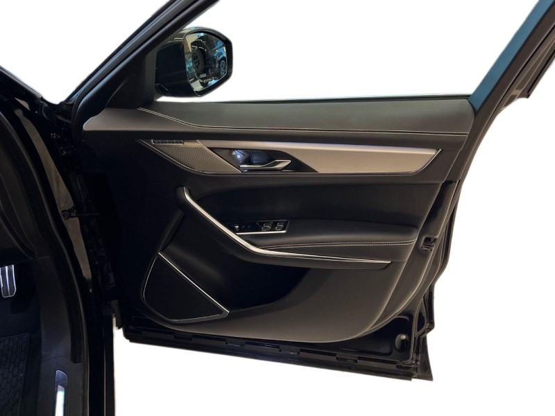 2022 (22) JAGUAR F-PACE 2.0 D200 R-Dynamic SE 5dr Auto AWD 4786880