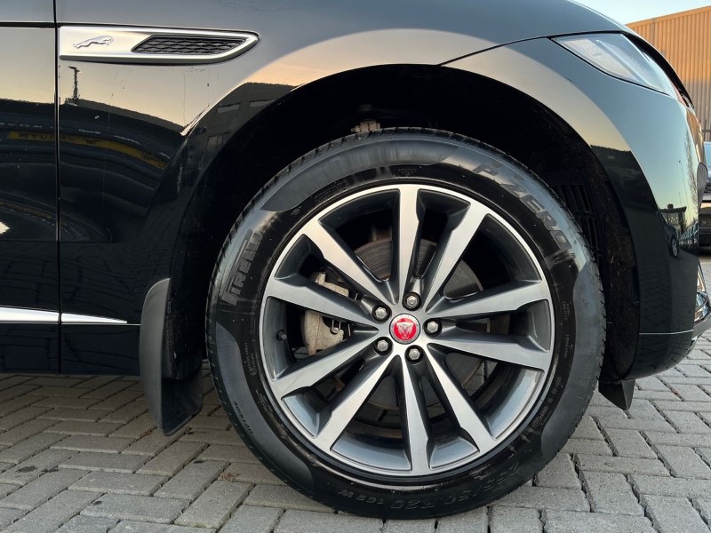 2022 (22) JAGUAR F-PACE 2.0 D200 R-Dynamic SE 5dr Auto AWD 4786866