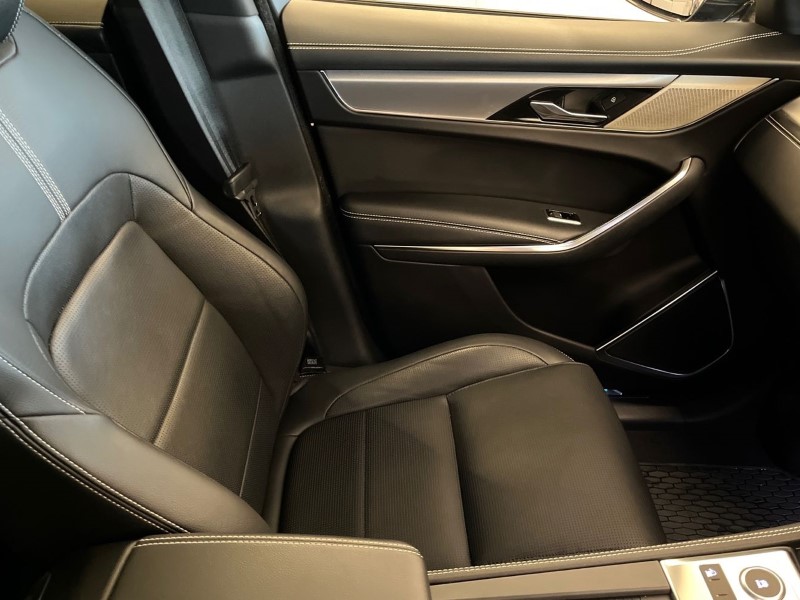 2022 (22) JAGUAR F-PACE 2.0 D200 R-Dynamic SE 5dr Auto AWD 4786883