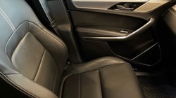 2022 (22) JAGUAR F-PACE 2.0 D200 R-Dynamic SE 5dr Auto AWD 4786883