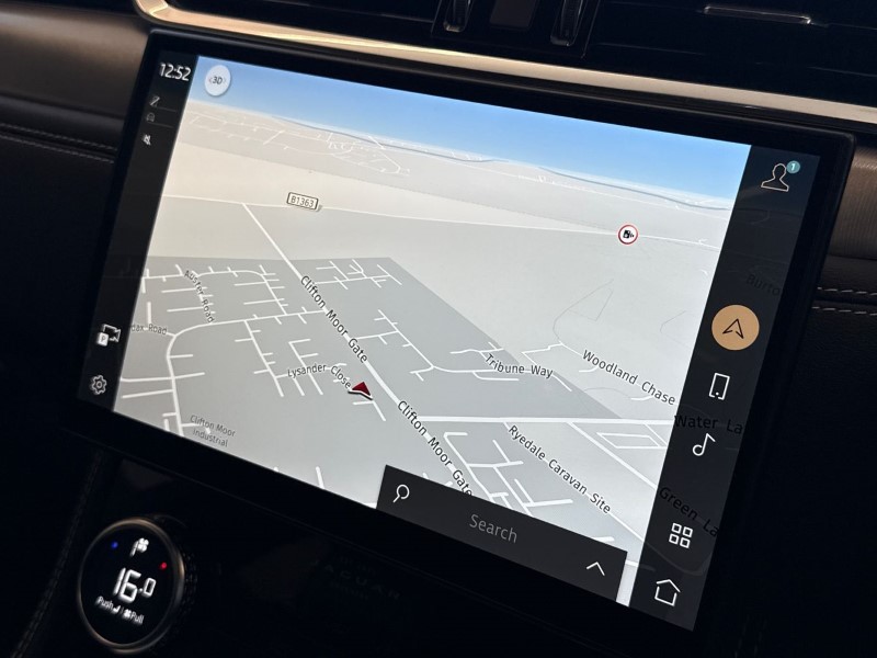 2021 (71) JAGUAR F-PACE 2.0 D200 R-Dynamic SE 5dr Auto AWD 4787102