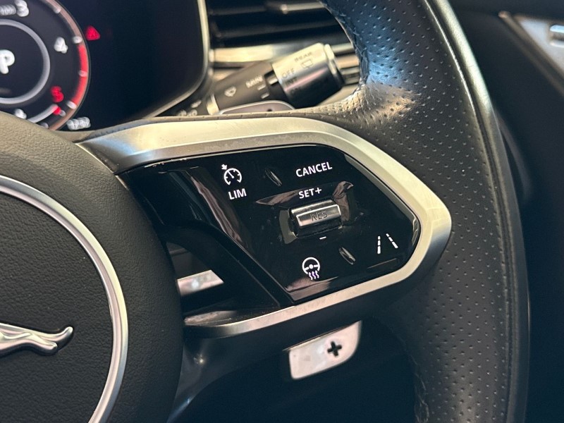 2021 (71) JAGUAR F-PACE 2.0 D200 R-Dynamic SE 5dr Auto AWD 4787100