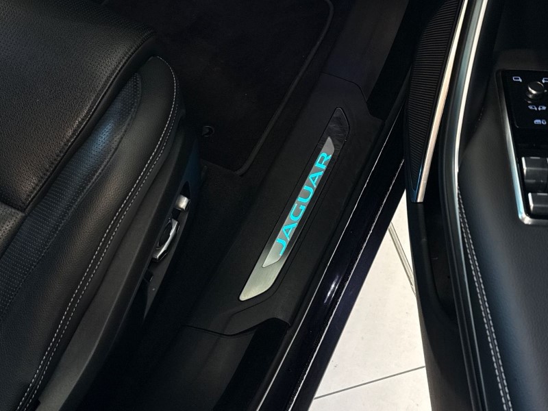 2021 (71) JAGUAR F-PACE 2.0 D200 R-Dynamic SE 5dr Auto AWD 4787109