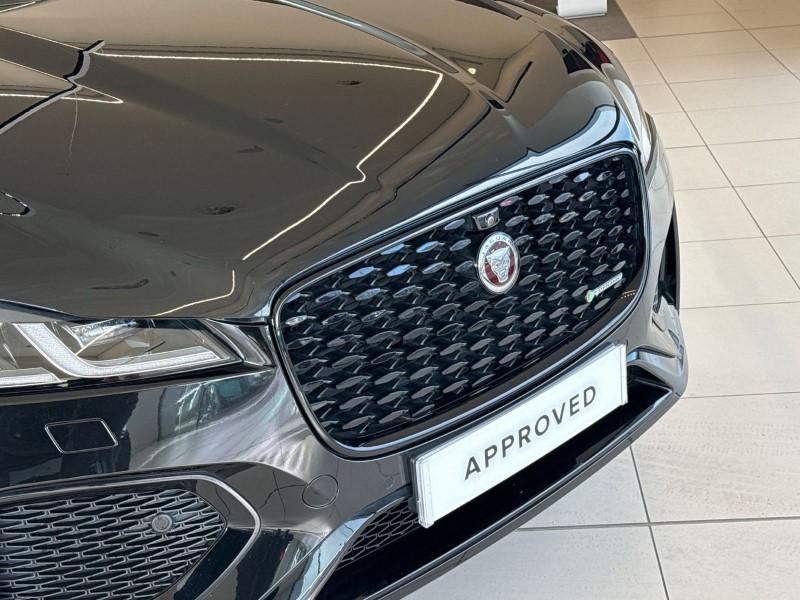 2021 (71) JAGUAR F-PACE 2.0 D200 R-Dynamic SE 5dr Auto AWD 4787114