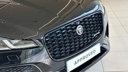 2021 (71) JAGUAR F-PACE 2.0 D200 R-Dynamic SE 5dr Auto AWD 4787114
