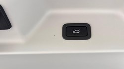 2019 (19) LAND ROVER RANGE ROVER 2.0 P400e Vogue SE 4dr Auto 5553741
