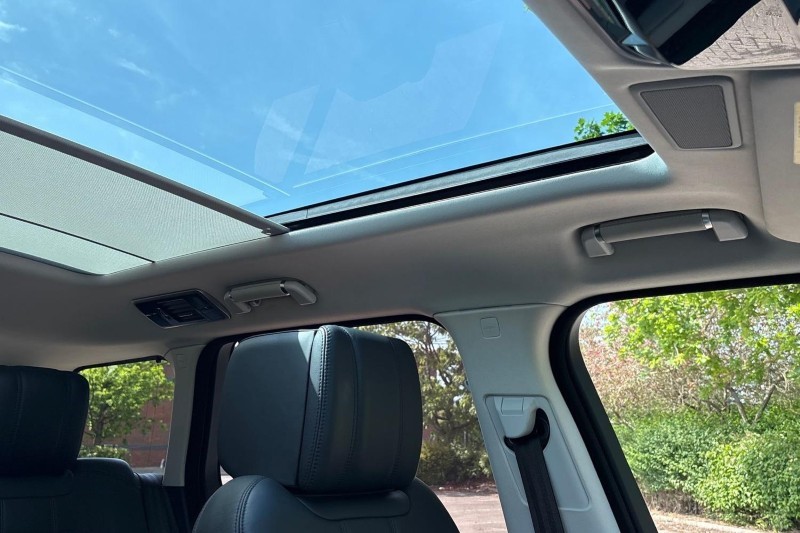 2019 (19) LAND ROVER RANGE ROVER 2.0 P400e Vogue SE 4dr Auto 5553719