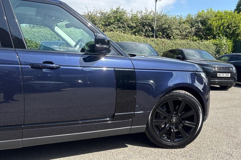 2019 (19) LAND ROVER RANGE ROVER 2.0 P400e Vogue SE 4dr Auto 5553750