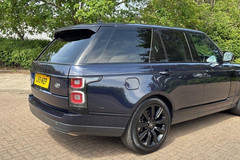 2019 (19) LAND ROVER RANGE ROVER 2.0 P400e Vogue SE 4dr Auto 5553752